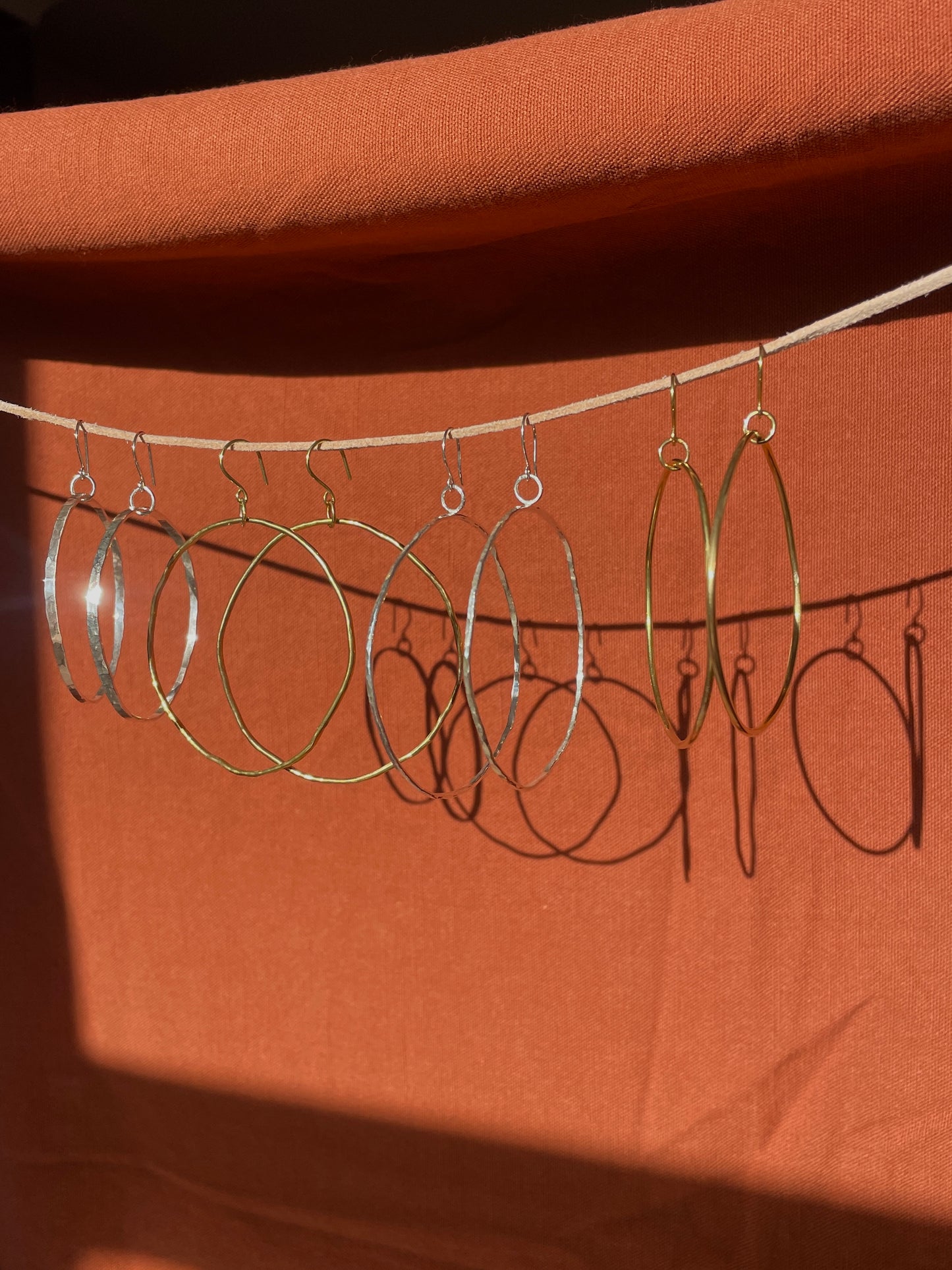 Spin Hammered Hoops