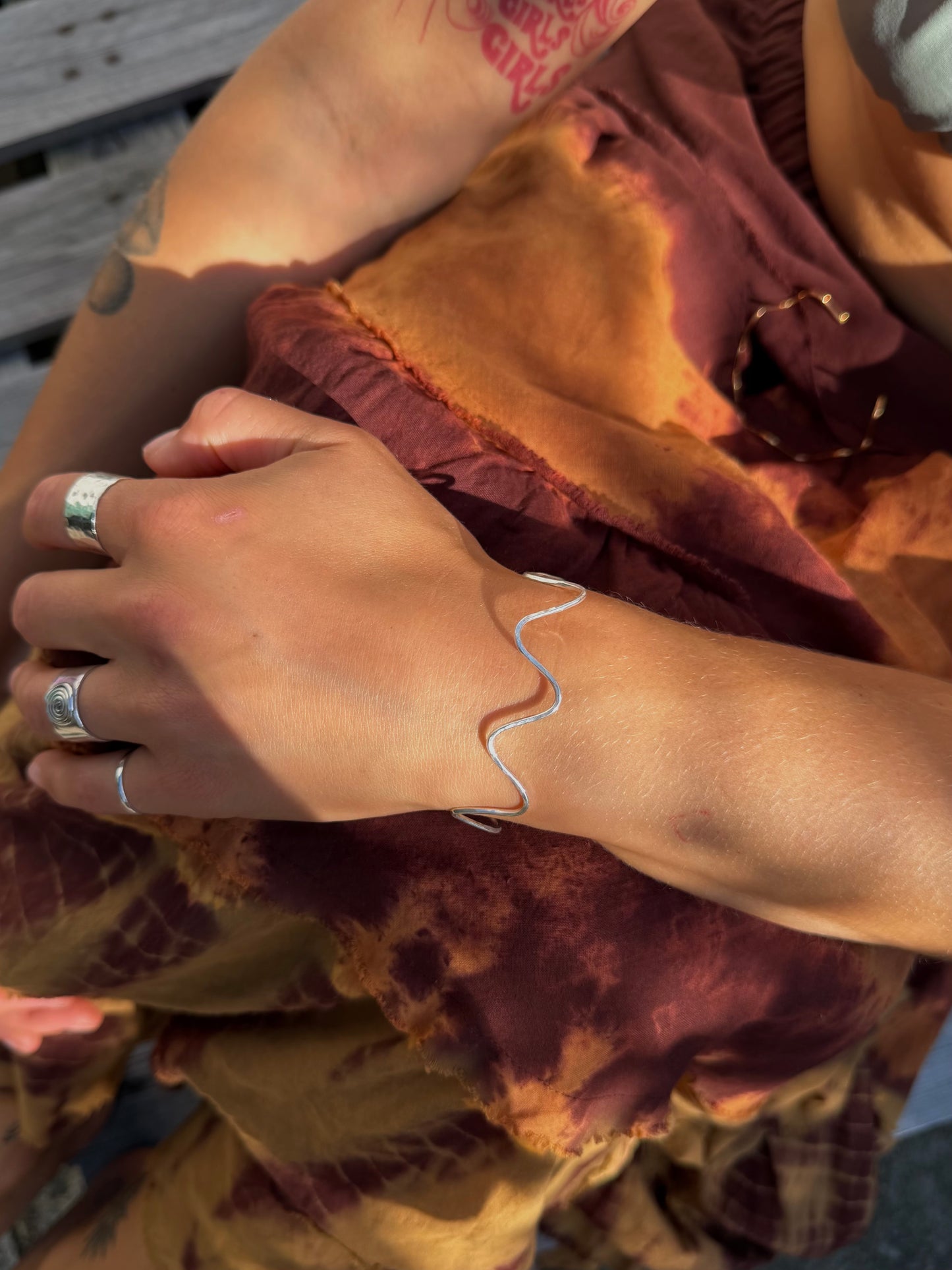 Wavy Bangle